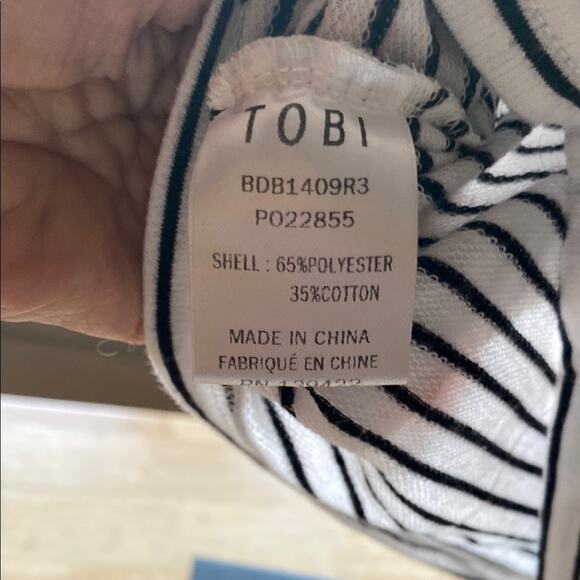 Tobi Black and White Sheath Mini Dress with Square Neck - Picture 3 of 5